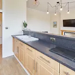 公寓 Ground Floor At The Old Vicarage *
