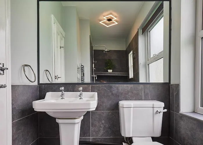 Ground Floor At The Old Vicarage *